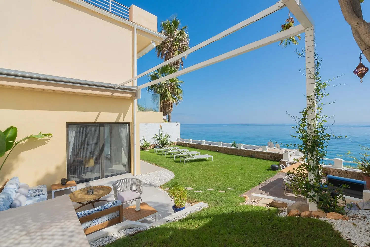 アパート Seaside Tranquility And Urban Luxury - Stylish Duplex In Torremolinos W Jacuzziアパートメント スペイン