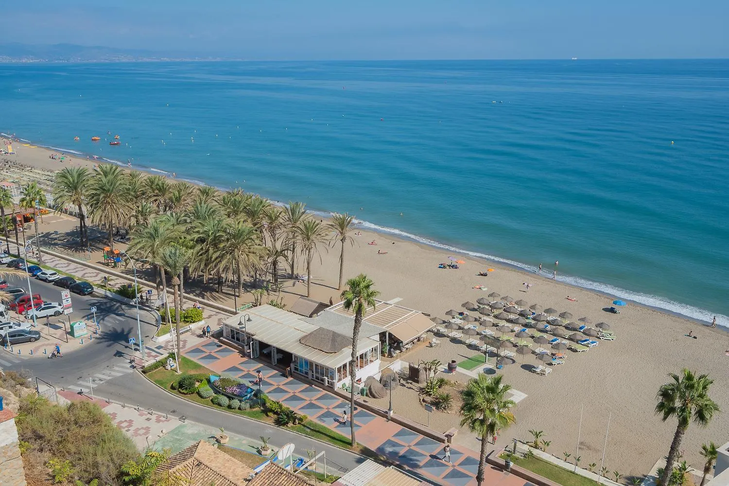 Seaside Tranquility And Urban Luxury - Stylish Duplex In Torremolinos W Jacuzzi Διαμέρισμα Ισπανία