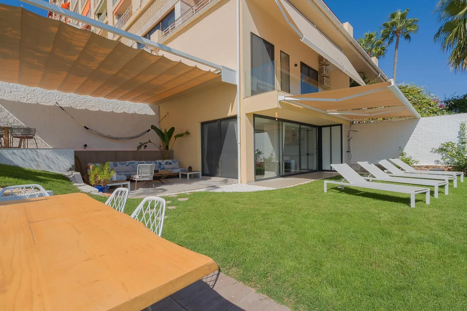 Seaside Tranquility And Urban Luxury - Stylish Duplex In Torremolinos W Jacuzzi Apartment 0*,  Spain